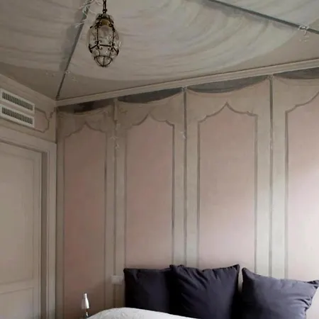 Ca' Paruta Apartment Venice