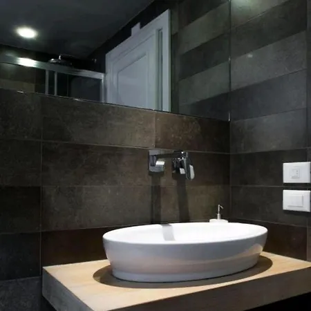 Ca' Paruta Apartment *